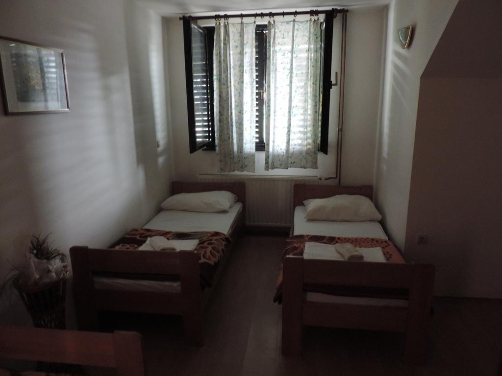 Bed And Breakfast Victoria Ogulin Chambre photo